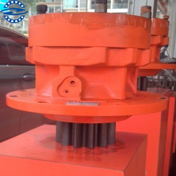 Excavator Spare Parts DH80 Swing Gearbox DH80-7 Swing Reducer Device