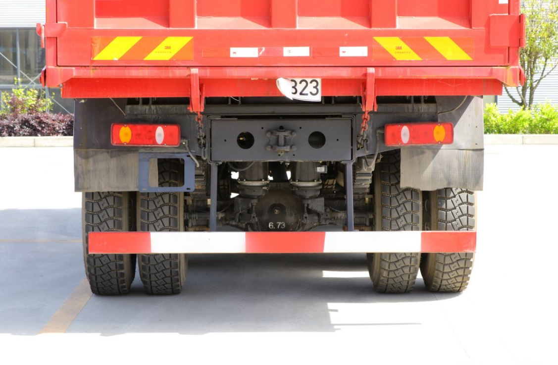 FOTON FZ3250-E51 6X2 10 neumático de 220 CV Euro 5 camión con tirador