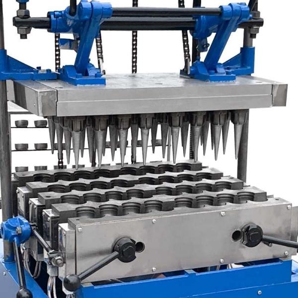 High Productivity Commercial Ice Cream Cone Machine 30pcs/Min 3.6KW 80 KG