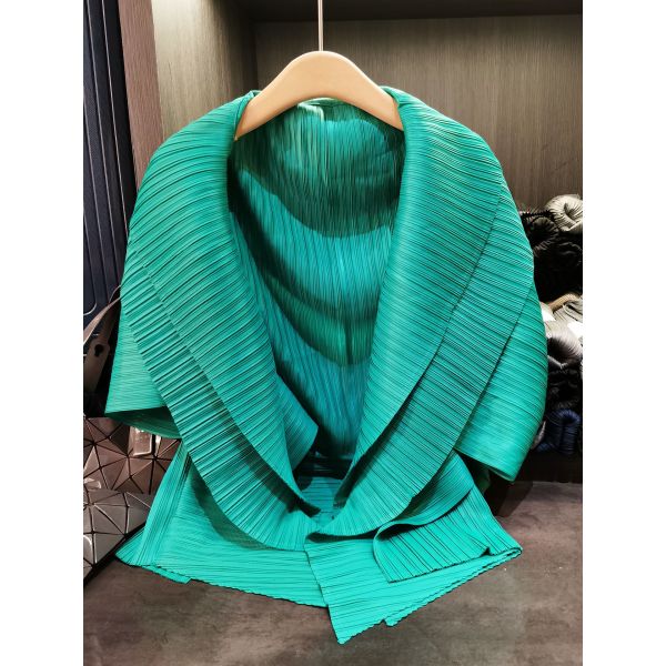 High-End Summer Jacket with Niche Design Pleated Top New Style Large Lapel Loose Casual Solid Color Irregular Dye Processed