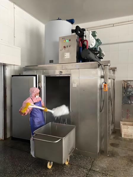 Reliable Flake Ice Machine Supplier , Commercial Ice Machine Manufacturers