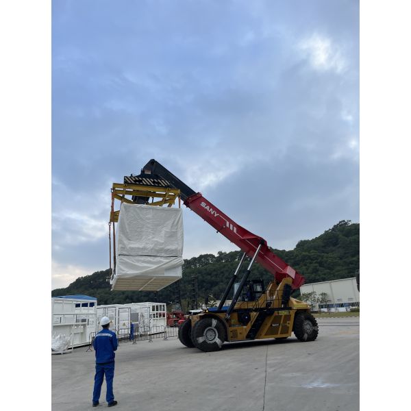 Prefabricated Module Power Cube 400kVA-2500kVA with GB/IEC Certification and 97.3% Efficiency for AI Data Center