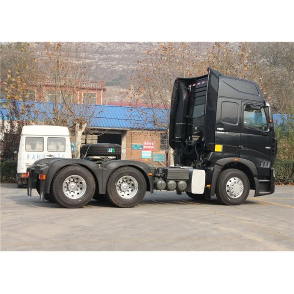 SINOTRUK HOWO A7 Tractor Head , Heavy Duty 420 HP Prime Mover 6x4 Tractor Head