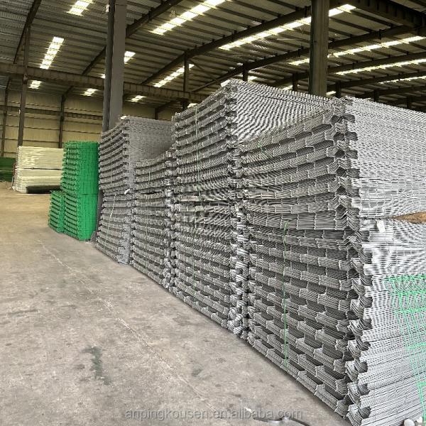 Estruturas metálicas galvanizadas de arame farpado cercas para uma fazenda sustentável em competitivo