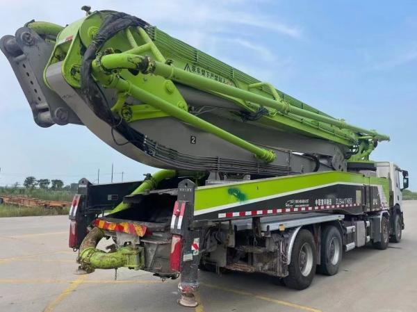2019 Zoomlion 56m pompe à béton camion type cylindre pompe pour machine de construction