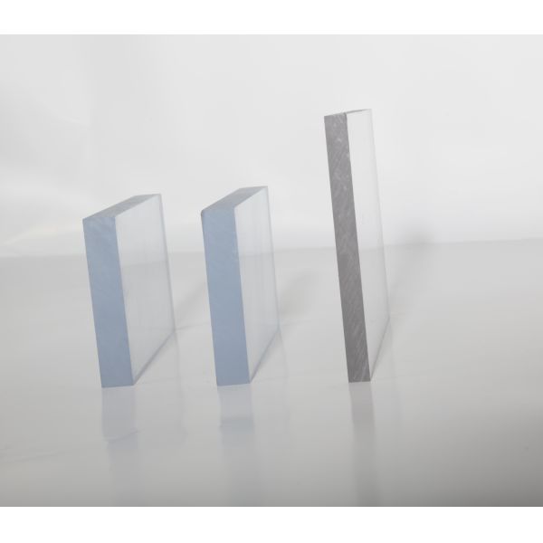 4 mm feuille de PC en polycarbonate transparent pour les toits et les panneaux extérieurs résistant aux intempéries