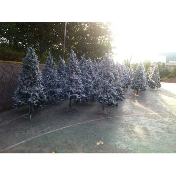 4' New PVC Artificial Snowing Christmas Tree