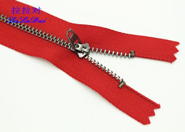 Semi - Lock Slider 9 Inch Jeans Metal Zipper Yg Fastener Red / Blue Tape Customized