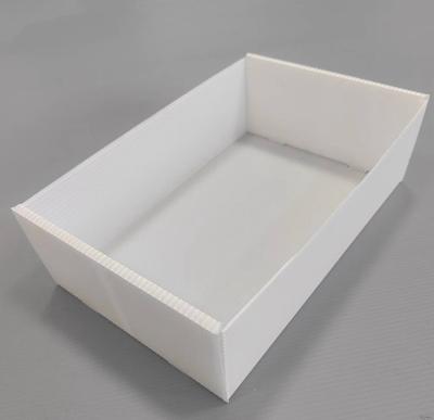 White Custom Corrugated Plastic Box Stackable Corrugated Plastic Tray Strong Hardness