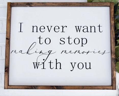 Simple Style Wooden Display Plaques , Durable Decorating Wooden Plaques