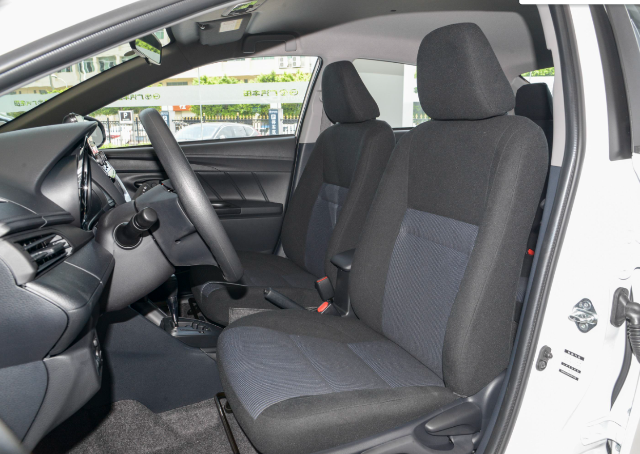 5 portes 5 places voitures à hayon Toyota YARiS L 2022 1.5L CVT Lingxian PLUS Version