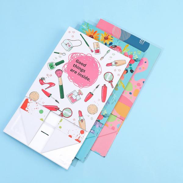 Custom Clothing Paper Gift Box with Luxury Foldable Design and Magnetic Closure