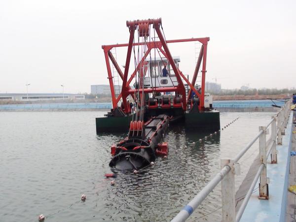 Drague suceuse à cutter hydraulique de 20 pouces avec une profondeur de dragage de 15 m