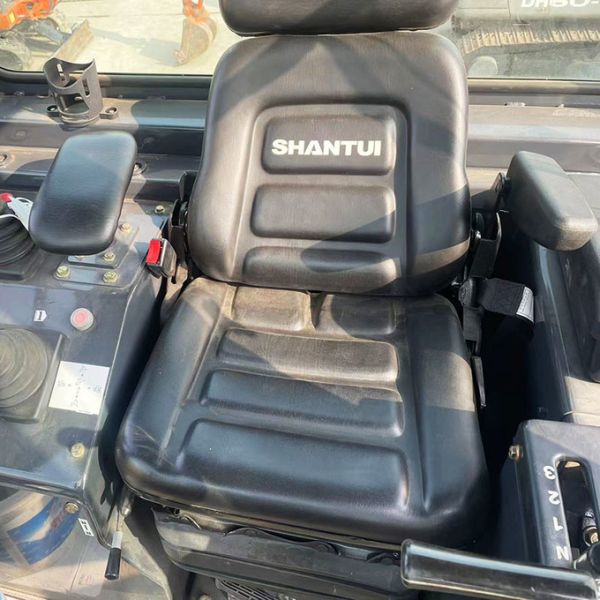 Used Shantui SD22 Bulldozer 162KW Rated Power Original Components Excellent Condition