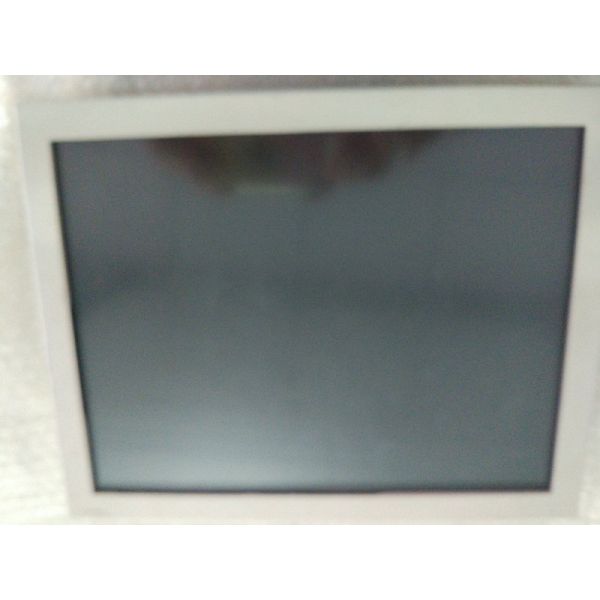 Части держателя поверхности ЭТ1589Л-8КДЖА-1-Г ИАМАХА ИГ200 касаются монитору 15,0 КГТ-М5109-032