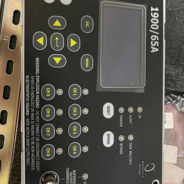 Bently Nevada General Purpose Equipment Monitor 1900/65A-01-01-03-00-01 Signal Output 4-20 mA Temperature Range -30°C to 70°C