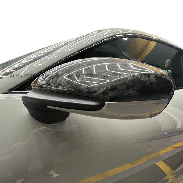 Lightweight Forged Carbon Fiber Mirror Covers UV Resistant OEM Replacement Porsche 911 992 2020 Model Collection