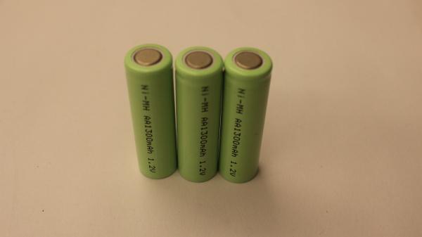 Baterias recarregáveis 1.2V de AA1300mAh NIMH para o UL industrial do uso ROHS
