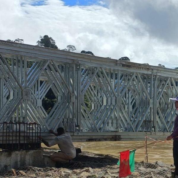 Galvanized  Steel Truss Pedestrian Bridge Prefab Steel Bridges ISO9001