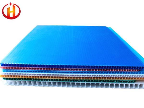 Eco Friendly Smooth Blue Corrugated Plastic Sheets Corrosion Resistant