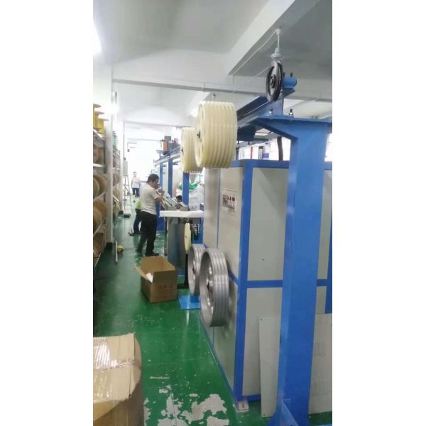 Структура установки 8 кабеля OS2 само- поддерживая Erial на открытом воздухе оптического волокна GYXTC8S 12G652D бронированная