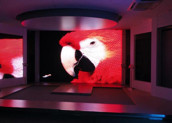 Morre a tela 500*1000mm grande exterior alugado da exposição de diodo emissor de luz P3.91 do armário da carcaça