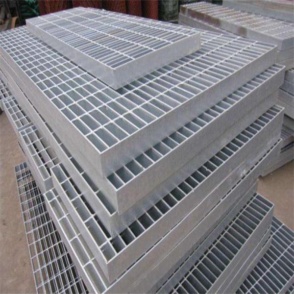Hot dipped galvanized Steel serrated and smooth Grating