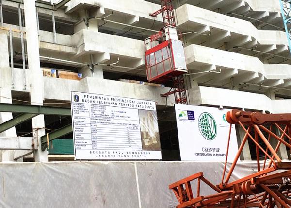 2000 kg Single / Double Cage Construction Material Material Lift Elevator SC200 / 200