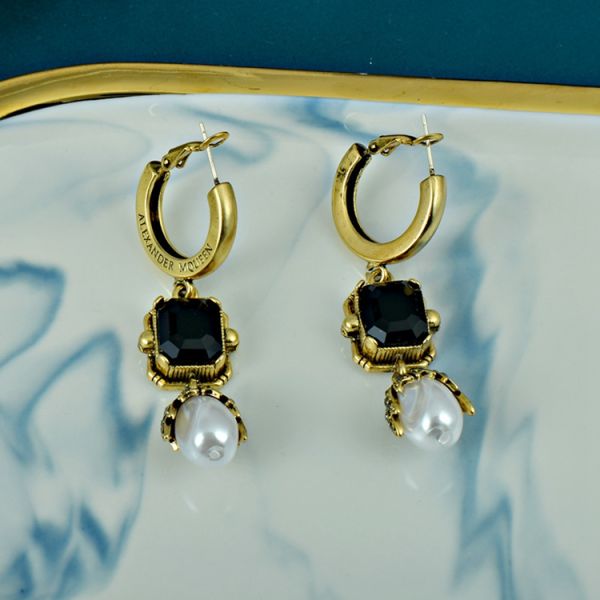 European and American Autumn and Winter New Retro Crystal Pearl Wholesale Earrings