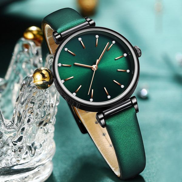 Alloy Quartz Women'S Leather Cuff Watch Leather Strap Luxury Ladies Watches