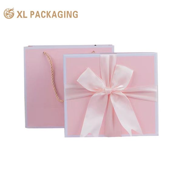 XL Packaging Custom Packaging Box Factory Customized Size Eco-Friendly Clothing Scarf Gift Packaging Box with Red Lid and Base