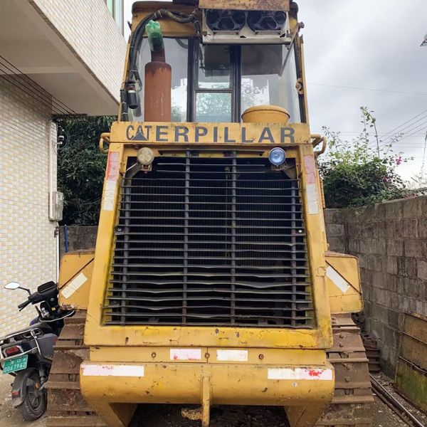 Использованная загрузчица Cat 963 с рельсовым погрузчиком