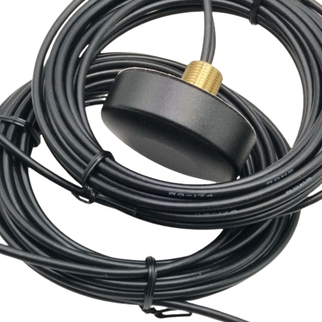 2 In 1 Screw Wall Mount Mini Puck 4G LTE Antenna With SMA Connector For Car