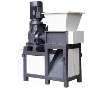 Machine automatique de déchiquetage de déchets plastiques recyclés à un seul arbre 750 - 5000 kg/h