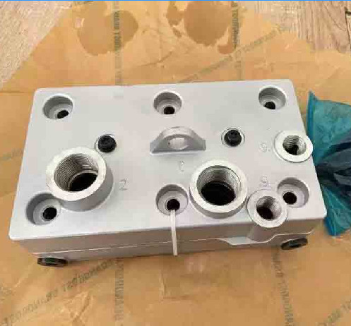 91255-18012 SILVER AIR COMPRESSOR CYLINDER HEAD FOR NISSAN TRUCK SPARE PARTS