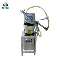 Soudeuse à haute résistance à haute performance avec alimentateur de bol vibrant et alimentateur automatique de noix