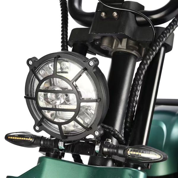 Unisex 2000W Powerful 3 Wheel Fat Tire Suspension Electric Scooter 5-6H Charging Time