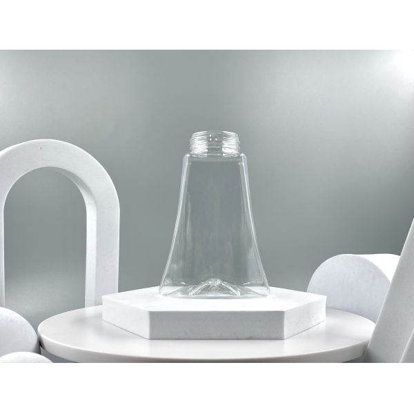 Botão de plástico PET de cor personalizada de 180ml com pulverizadores de bomba para armazenamento de líquido