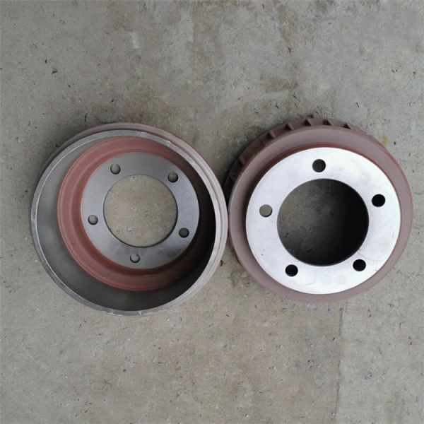 Light Truck Brake Parts OEM NO 2100320390 China Truck Parts Rear Brake Drum for Model JMC 1040s