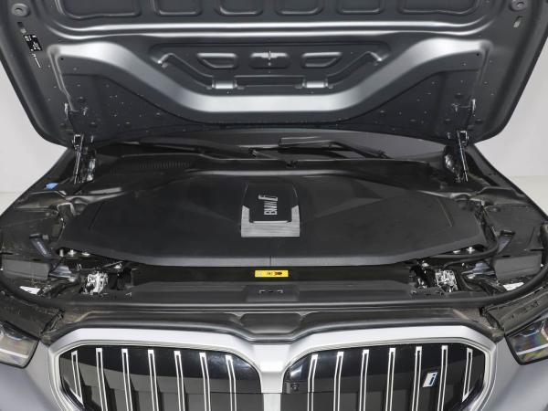 2025 BMW I5 Luxury Electric Cars Bonne performance xDrive Longue portée 651KM Fast Charging EV Nouveau modèle de berline avec toit ensoleillé BMW Série 5