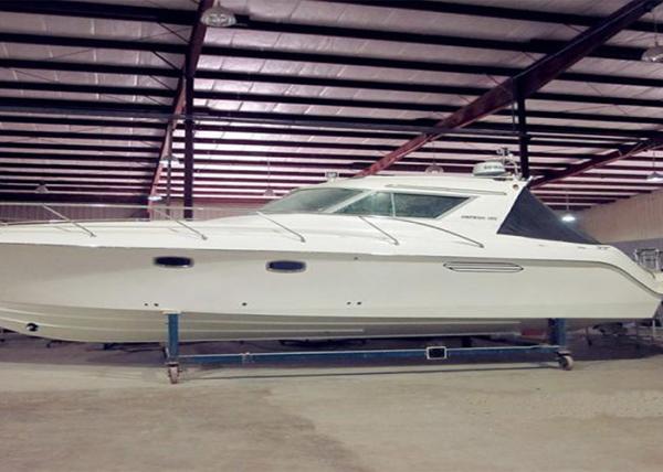 Inflatable Reinforcement Fiberglass Boat Parts  Low Mold Cost Environment Friendly