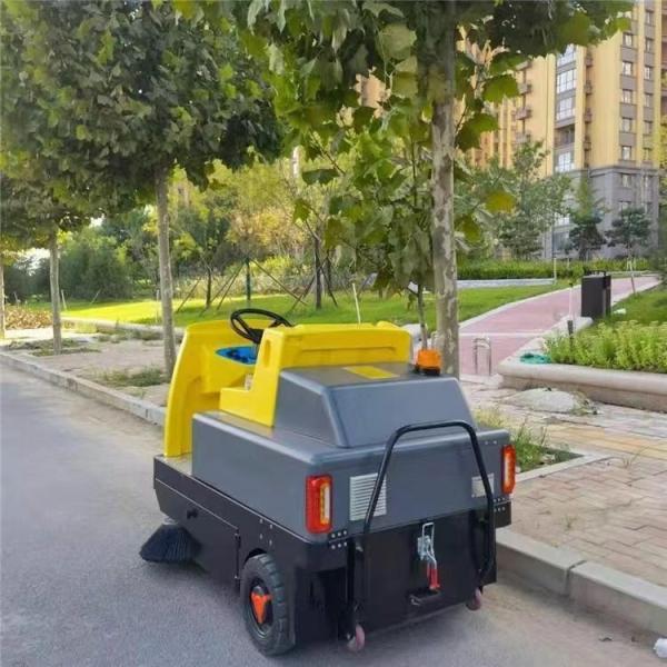 Pure Electric Portable Ride On Floor Sweeper Cleaning Machine With Automated Dustbin