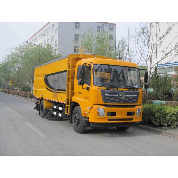 Powerful Vacuum Suction Road Sweeper Truck For Efficient Collection Of Dust And Debris