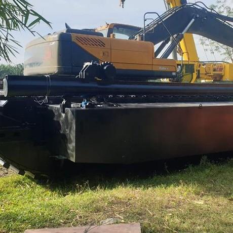 OEM Rubber Tracks Chassis Robot Amphibious Excavator Pontoon Undercarriage