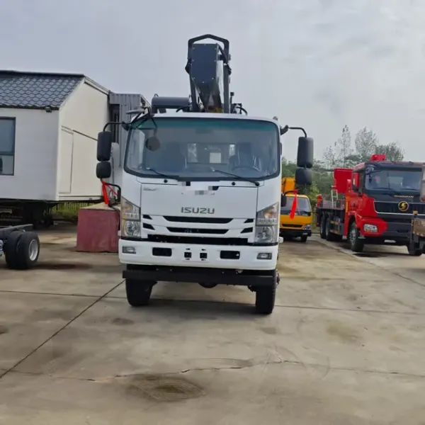 ISUZU 31m Aerial Platform Truck for Construction Maintenance Rescue