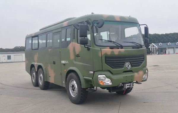 Dongfeng Four Wheel Drive Tourist Minibus 8.2 Meters 24-31 Seats 4×4 Diesel Manual Transmission