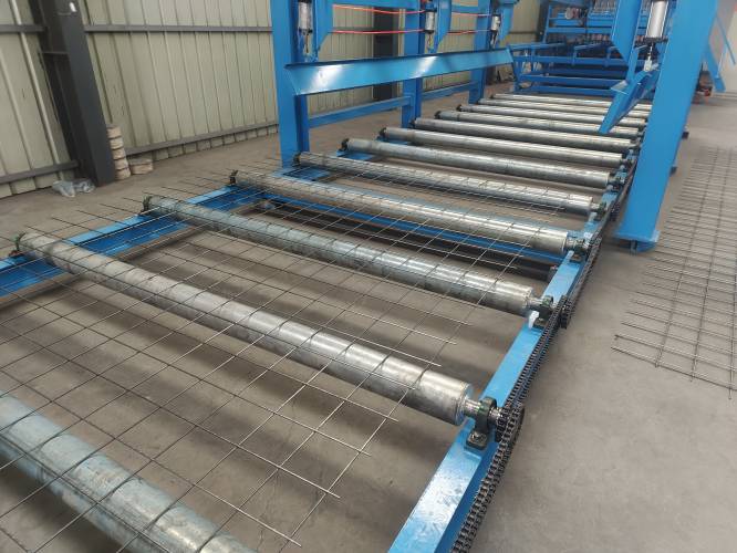 Тяга мотора сервопривода усиливая стальной прут Cnc сварочного аппарата сетки