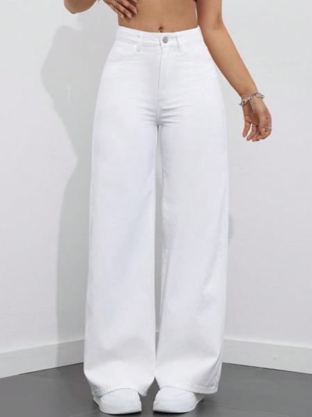 White casual wide-leg jeans