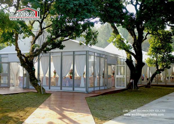 Barracas exteriores do famoso do casamento do partido da estrutura de alumínio com parede de vidro