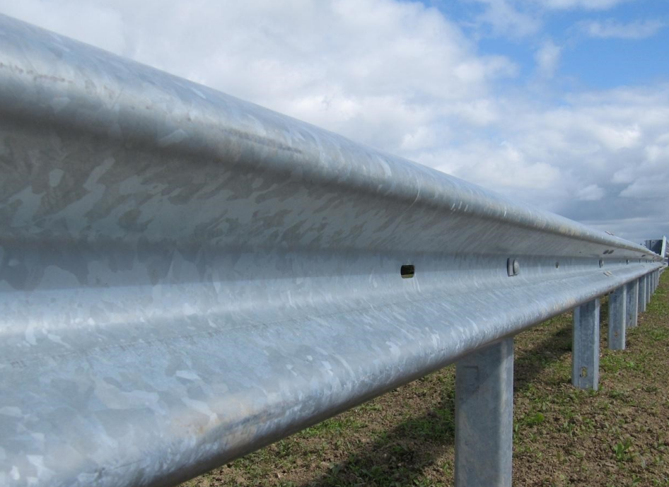 HDG Highway Roadside Guardrail Systems Q355 Steel